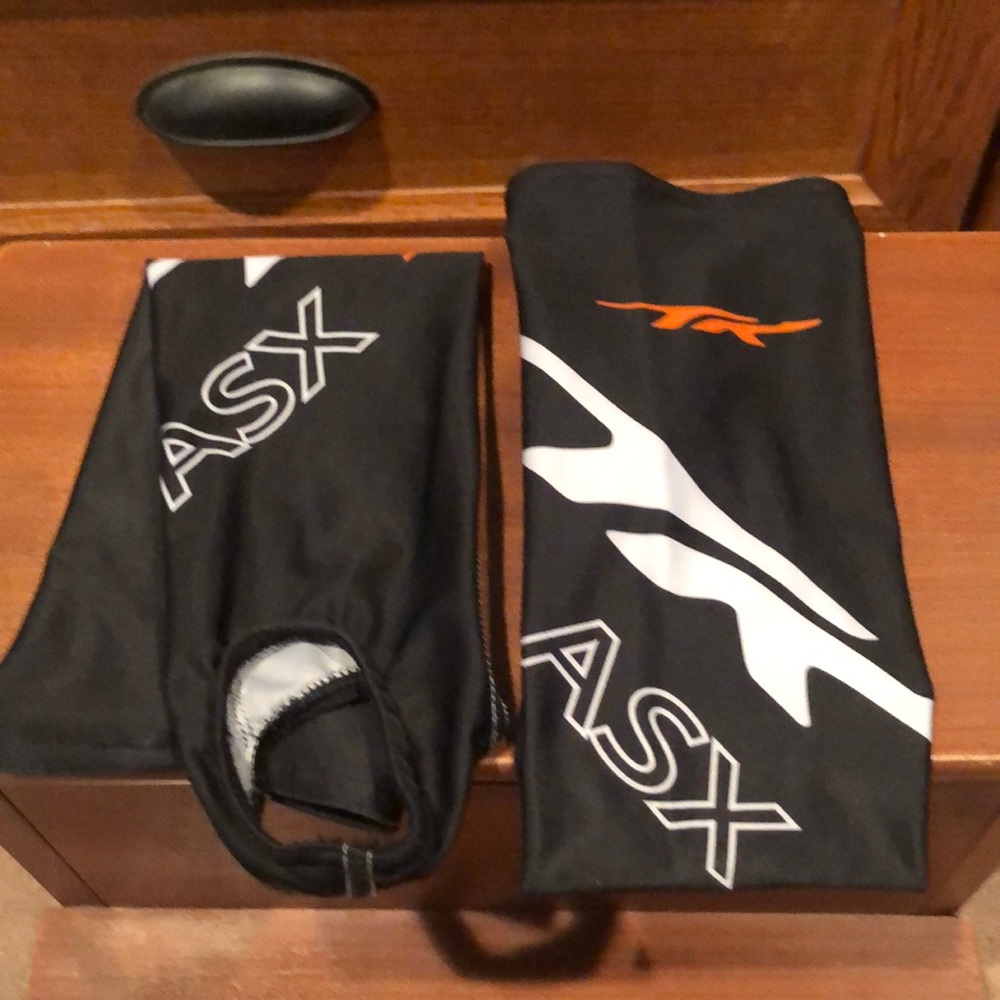 ASX Field Hockey Shin Liners Black/White